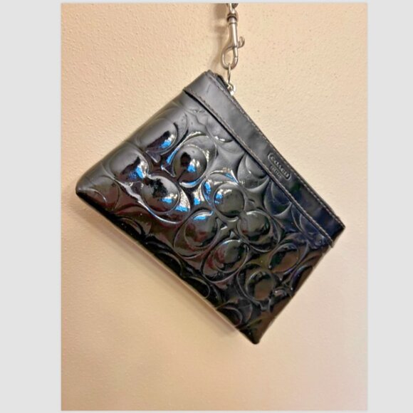 Coach Zip Wristlet Signature Patent Leather Small Black - Picture 1 of 13